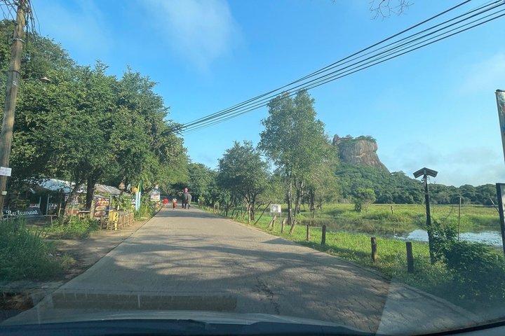 Fermate turistiche da Sigiriya a Kandy