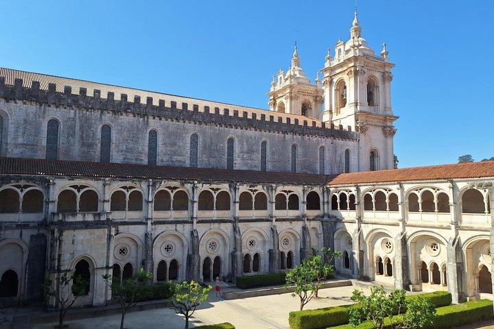 Alcobaça Klooster en Nazaré Privé dagtour vanuit Porto
