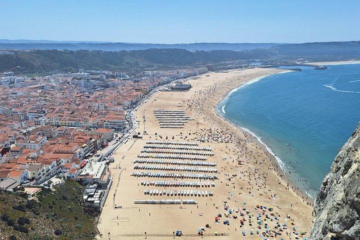 オビドス＆ナザレ経由プライベートリスボン〜ポルト海岸遺産ツアー