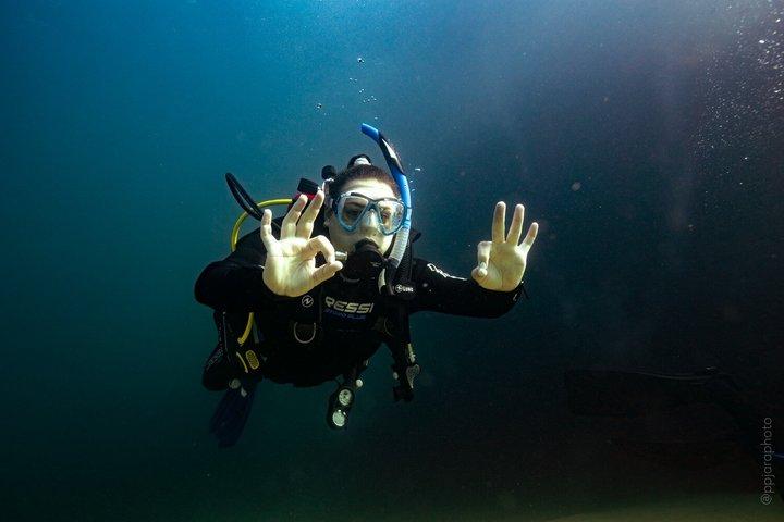 Private Beginner Scuba Diving Experience in Cabo San Lucas