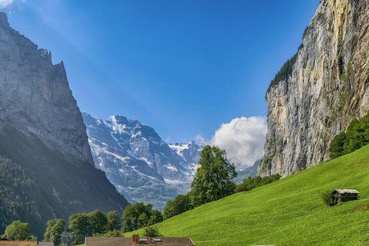 Vanuit Bazel : Tours naar Interlaken, Grindelwald en Lauterbrunnen