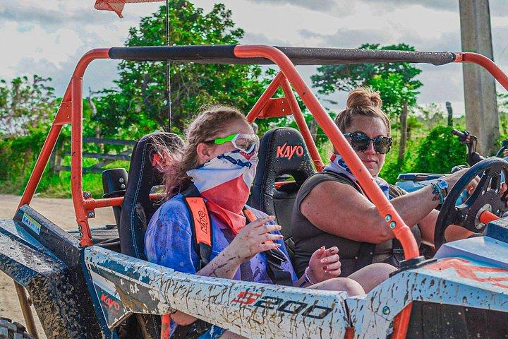 Avventura ATV e Buggy a Punta Cana con Macao Beach e Taino Cave