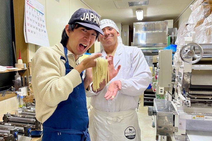 Yokohama Ramen Adventure bij Tokio : Van fabriek naar thuiskoken