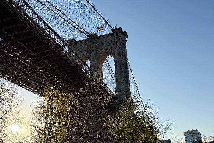 Brooklyn Bridge and Dumbo Self-Guided Tour