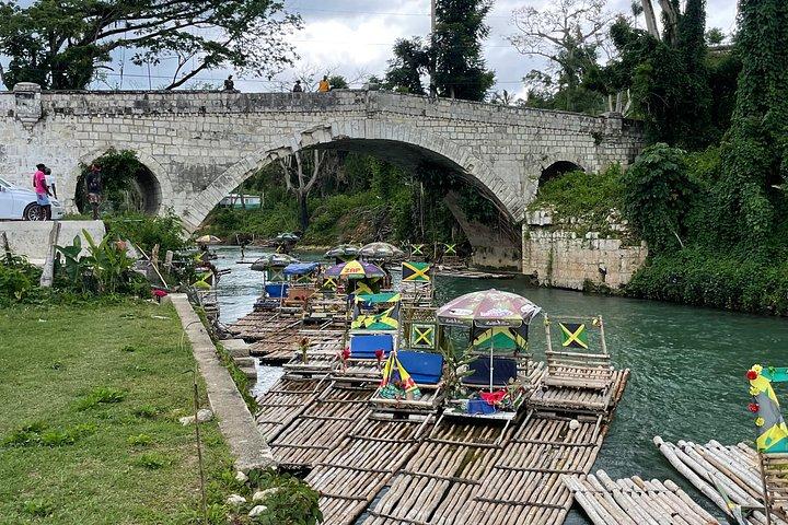 Bamboo Rafting and Limestone Massage, Montego Bay