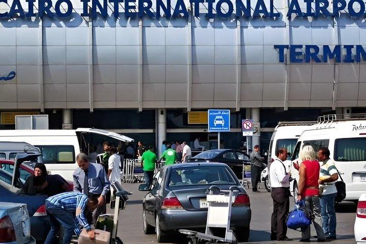 Privétransfer van de luchthaven van Caïro naar het hotel