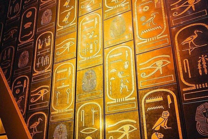 VIP Cairo with Flight GEM and Pyramids and Citadel without Shopping