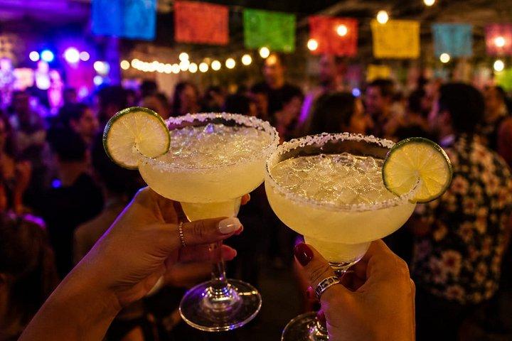 Cancún Salsa Experience with Tacos Marquesita and Tequila