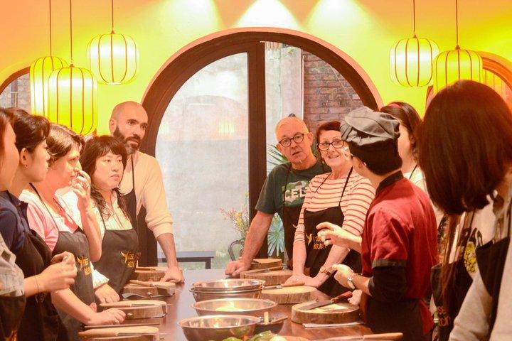 Classe de culinária autêntica de Hanói e passeio de comida de mercado local
