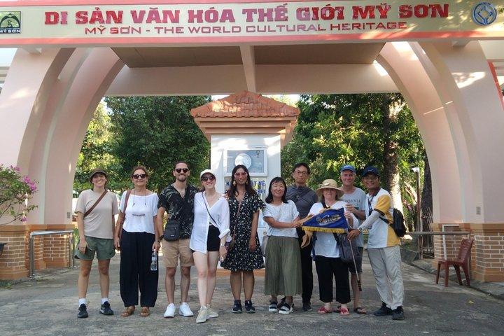 Lille gruppe Deluxe Tour til My Son Ruins og Hoi An River Cruise