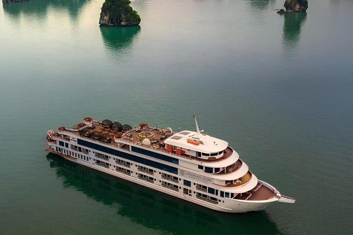 Beste Premium Halong Bay Kreuzfahrt vom internationalen Hafen Halong