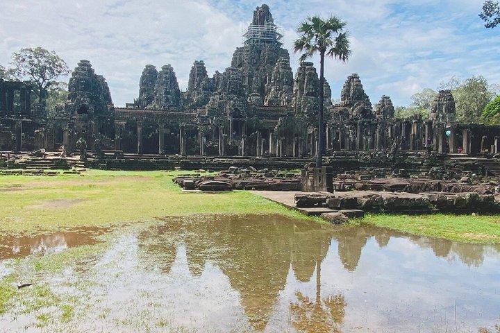 2 días en Siem Reap Waterfall Foods Salida del sol de Angkor y vida del lago