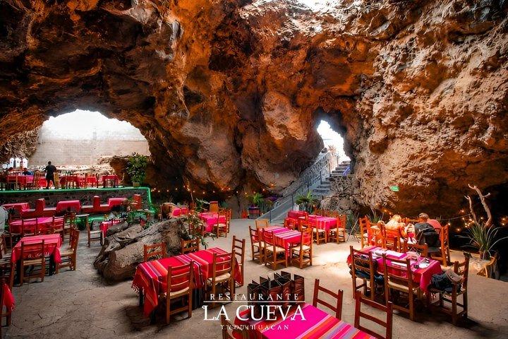 Balloon ride + Pick Up CDMX + Breakfast Options + Pyramids