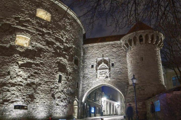 Geisterwanderung in der Tallinner Altstadt mit echten lokalen Geschichten