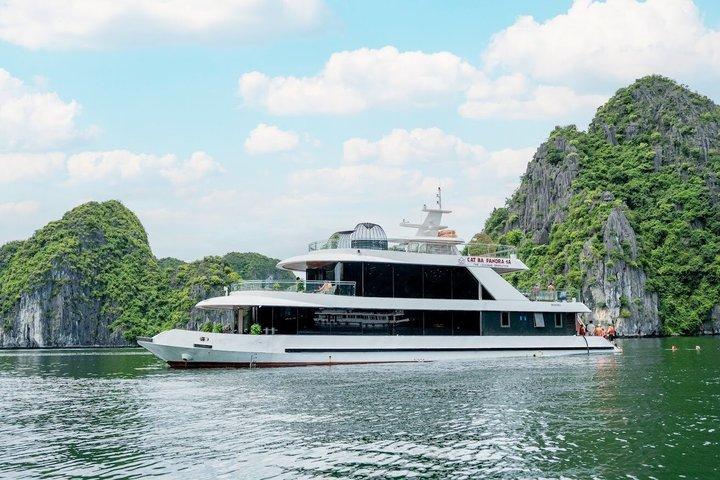 Cat Ba : Luxe cruise bij zonsondergang door de schoonheid van Lan Ha Bay