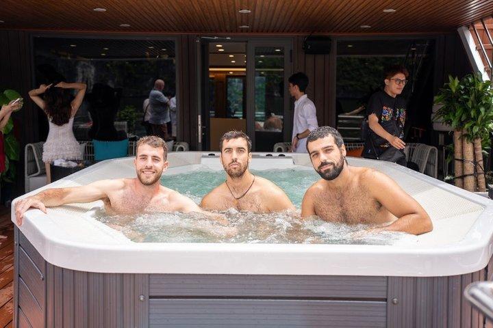Cat Ba : Luxe cruise bij zonsondergang door de schoonheid van Lan Ha Bay