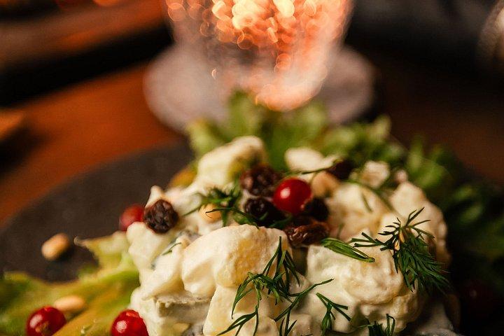 ラップランドの味 : グラスイグルーのグルメ火サイドディナー