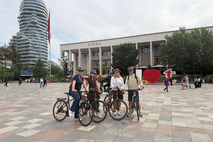 Hoteller i nærheden af Tirana Bike Tour: City Highlights, Grand Park & Lake