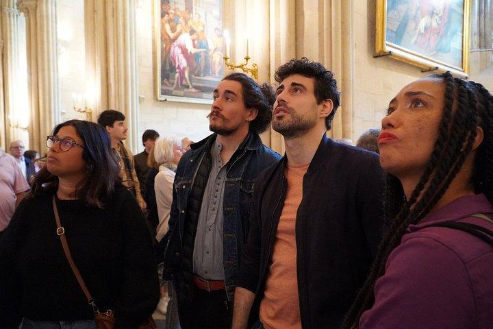 Visita guiada ao interior de Paris Notre-Dame com acesso de grupo programado