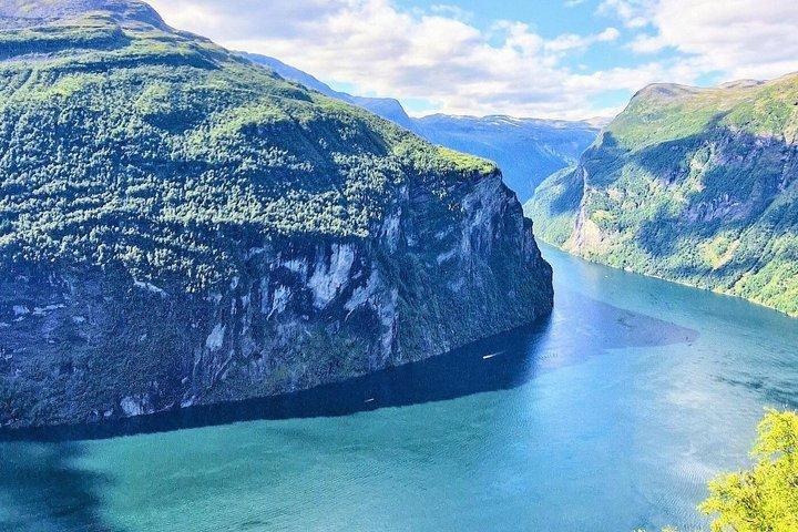 2-dages Norwegian Scenic Tour, Hardangerfjord, Cruise og Flåm jernbane