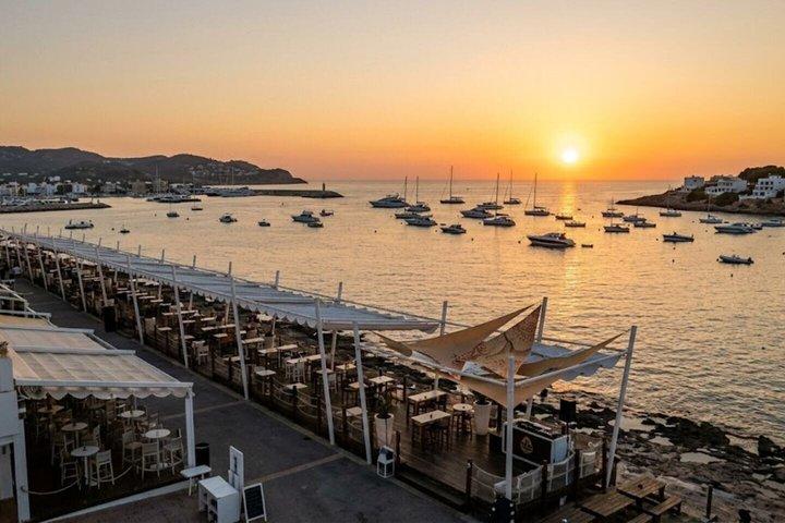 ディスカバー・イビサ：究極のセルフガイド島ツアー