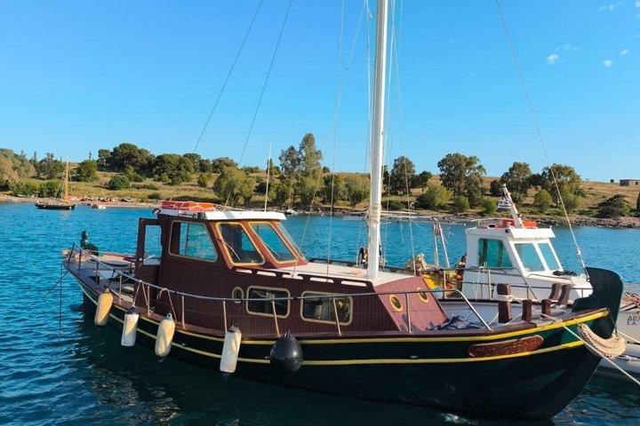 Moni en Agistri Halve dag cruise met kleine groep vanuit Aegina