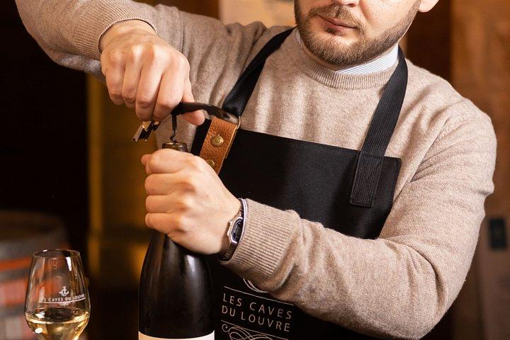 パリの快楽主義者がジンワインとシャンパンの試飲を体験