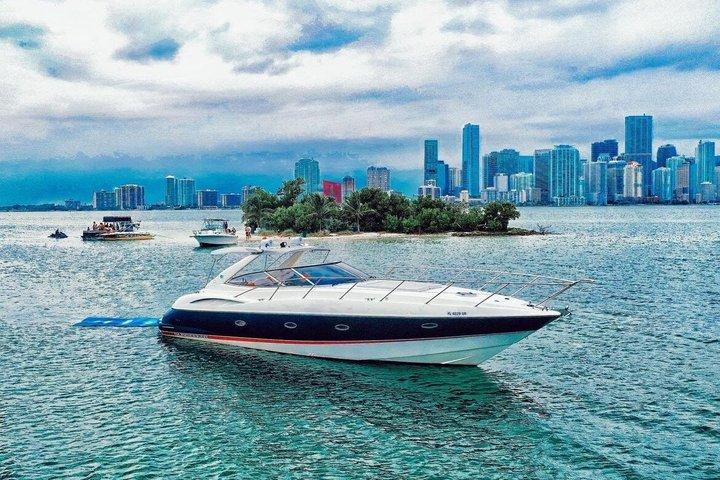 Luxus 46 Yacht Private Kapitänsboot Touren