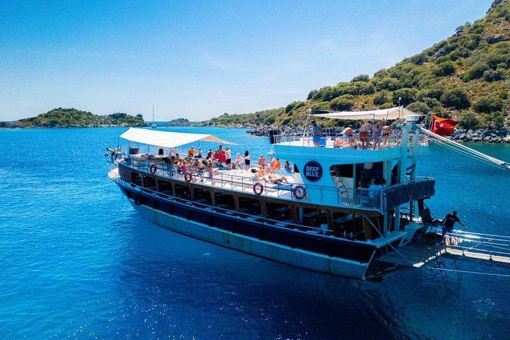 Oludeniz fuld dag bådsejlads med frokost og Butterfly Valley