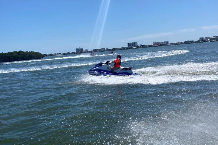 1 Stunde geführter Jetski-Ausflug in Sankt Petersburg FL