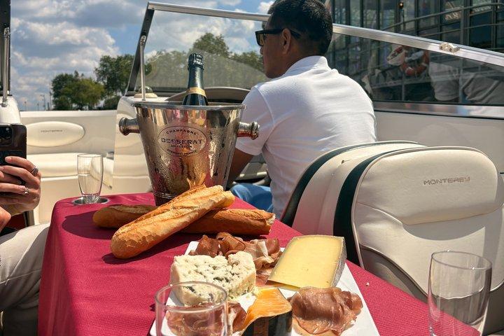 Privé-rondvaart op de Seine