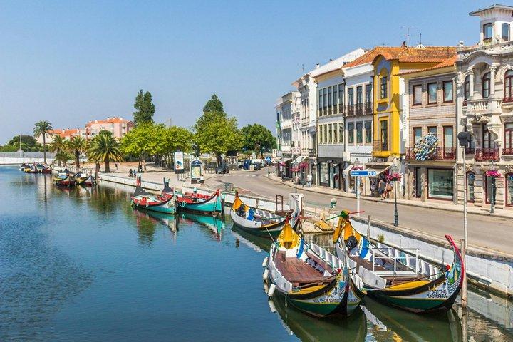 Lissabon nach Porto Privater Panoramatransfer – Direkt, 2 oder 3 Stopps