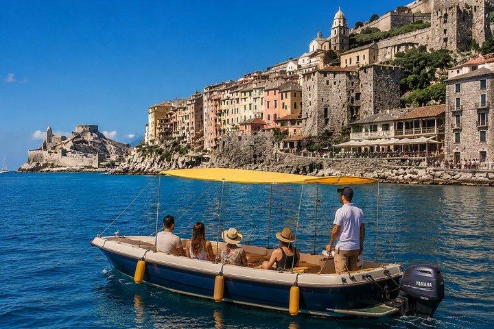 Tour del Golfo dei Poeti Visita a Porto Venere e Isola Palmaria