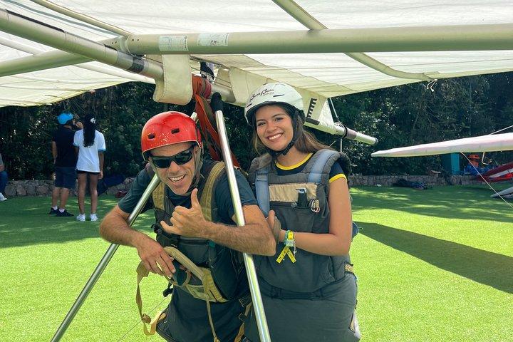 Deltaplane ou parapente au-dessus de Rio de Janeiro