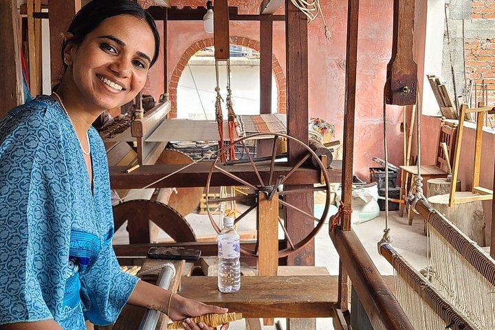 Hands-on Weaving Experience with Natural Dyes in Oaxaca
