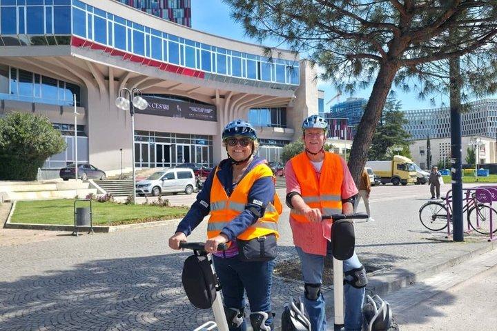 Tour Tirana Segway avec Guide local