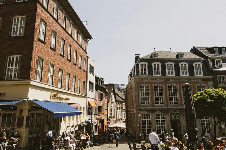 Emperors Bakers and Beasts Tour of Aachen
