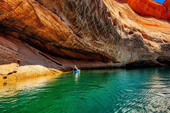 Antelope Canyon Pedal Kayak Natação e caminhada em um slot Canyon Tour