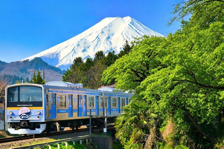 富士山インスタ映えスポット＆鉄道体験日帰りツアー