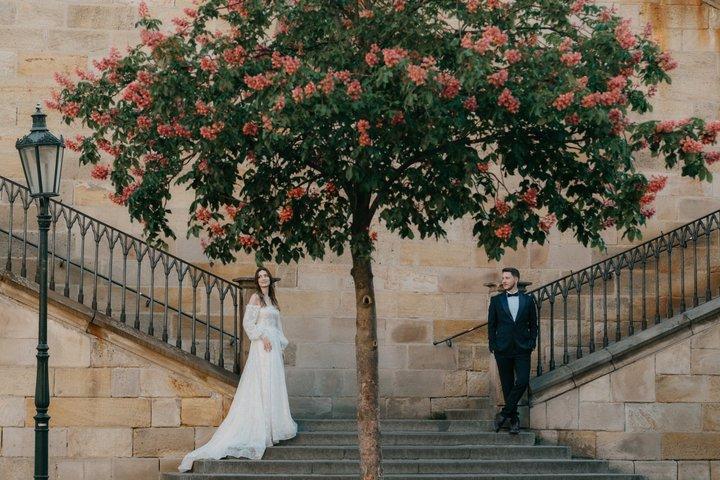 Fotógrafo em Praga: Casal, pré-casamento e fotografia de retrato