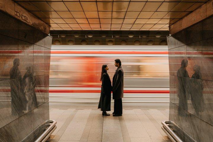 プラハの写真家：カップル、結婚式前＆ポートレート撮影