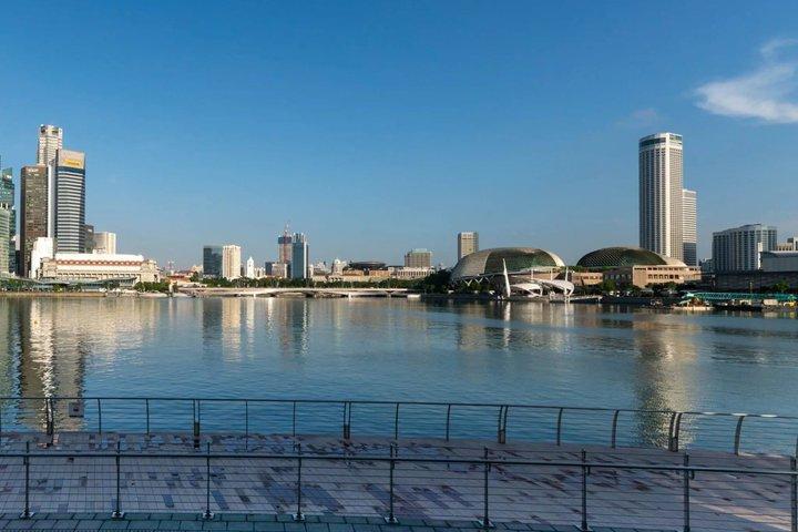 Course nocturne de F1 à Singapour : une visite à pied autonome