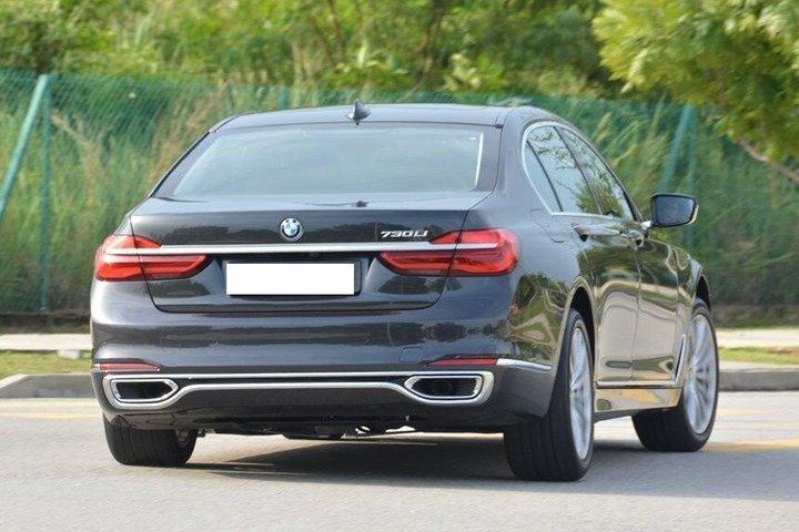 Viaggio di andata e ritorno Trasferimento privato Brussels Airport BRU a Antwerp City in auto di lusso