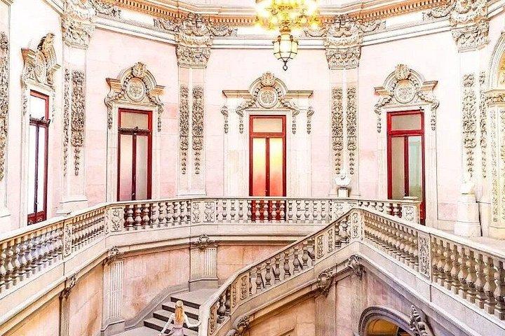 ポルト証券取引所宮殿スキップザラインガイド付き体験