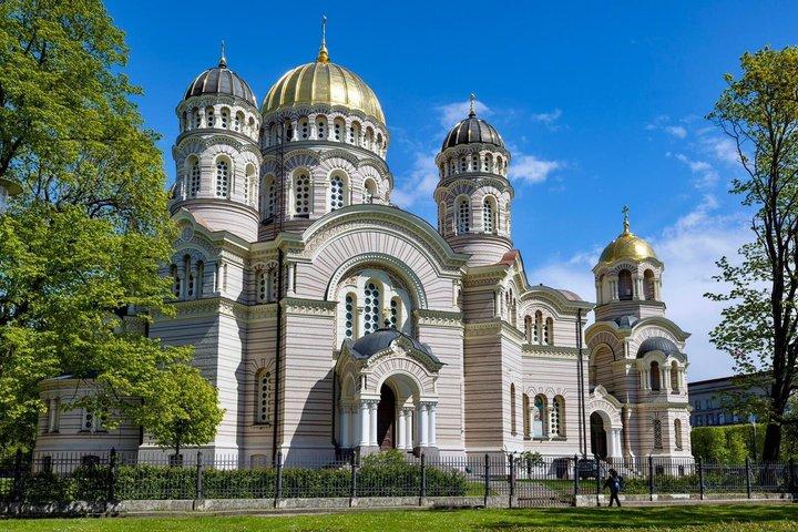Découvrez Old Riga : Une visite à pied à travers le temps