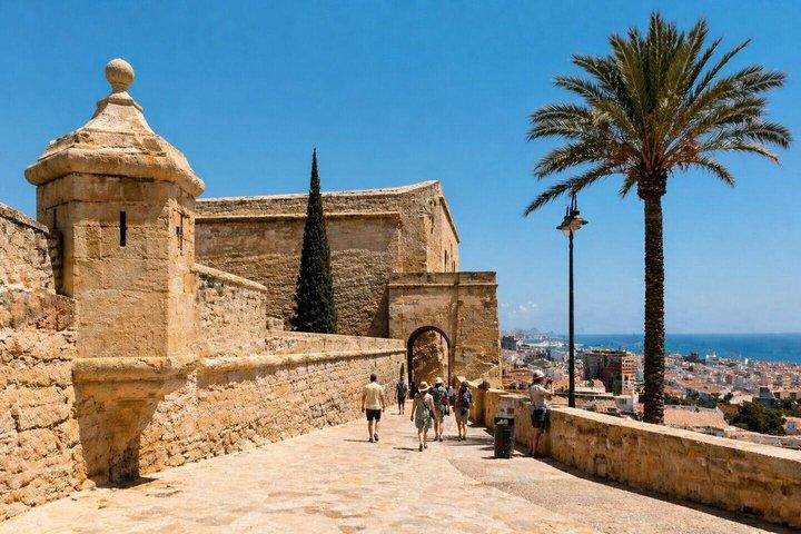 Discover Alicante And The Costa Blanca : セルフガイドツアー