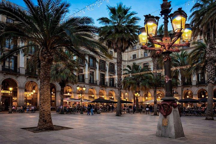 凱旋門＆エル・ボルン文化体験 旧市街散策（BCN ） - Yahoo!ニュース