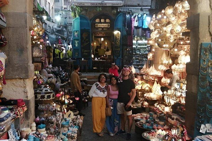 カイロツアー：マーケット、ダウンタウン、ランチ、ナイルフェルッカボート