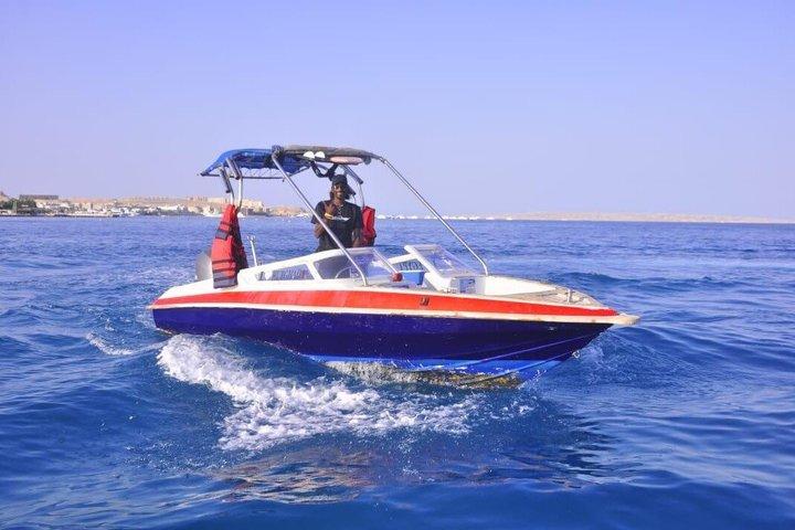 Hurghada - Privat motorbåt till Orange Bay Island med Snorkling