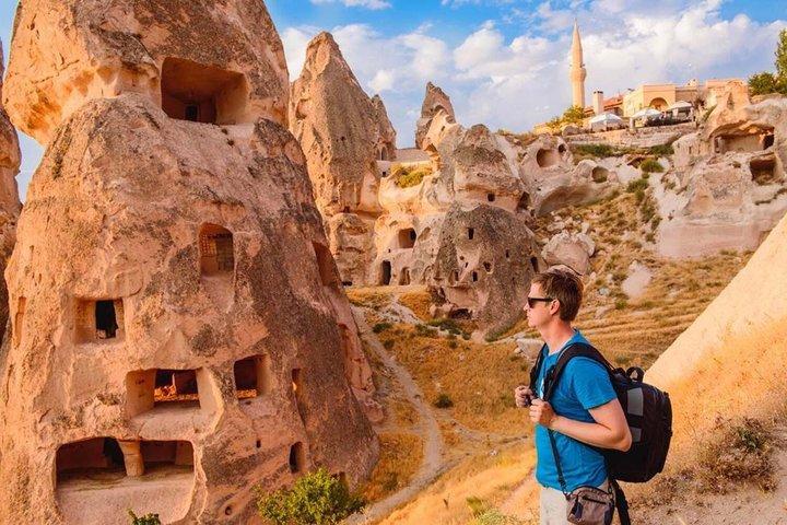 Istanbul to Cappadocia: 1 Night 2 Days Tour with Balloon Ride